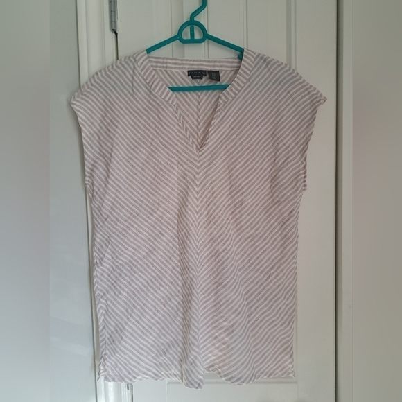 TAHARI 100% LINEN TOP V Neck short sleeve stripe coastal resort wear beachy SM - Picture 2 of 10
